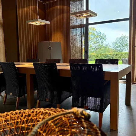 Βίλα Le Manoir *