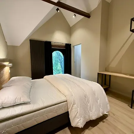 Le Manoir